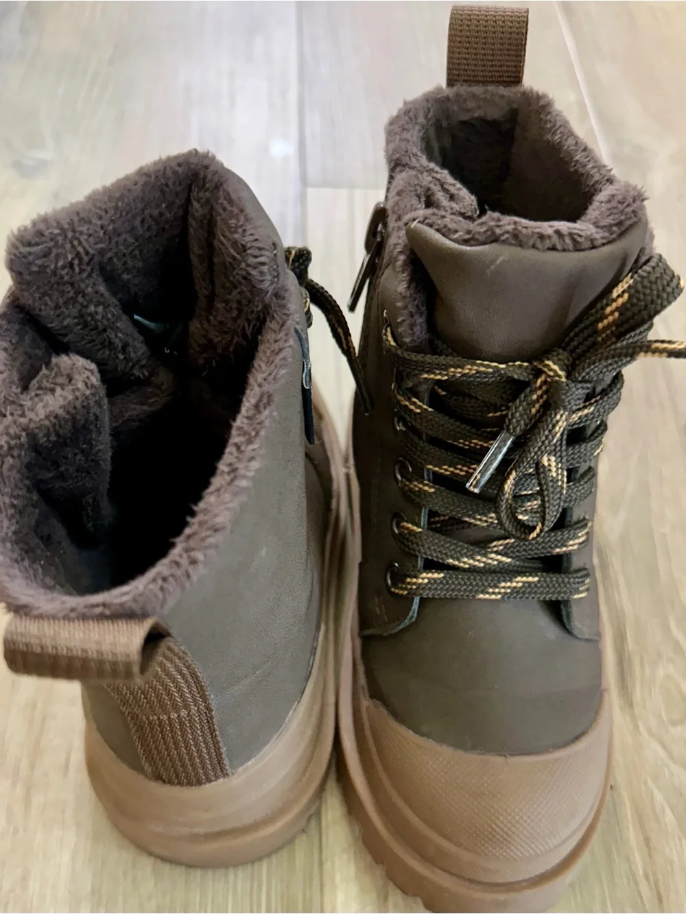 H&M Kids Waterproof Winter Boots Brown Faux Fur Size 9 EUR 26